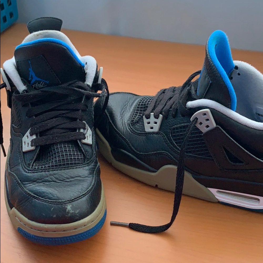 Shoes